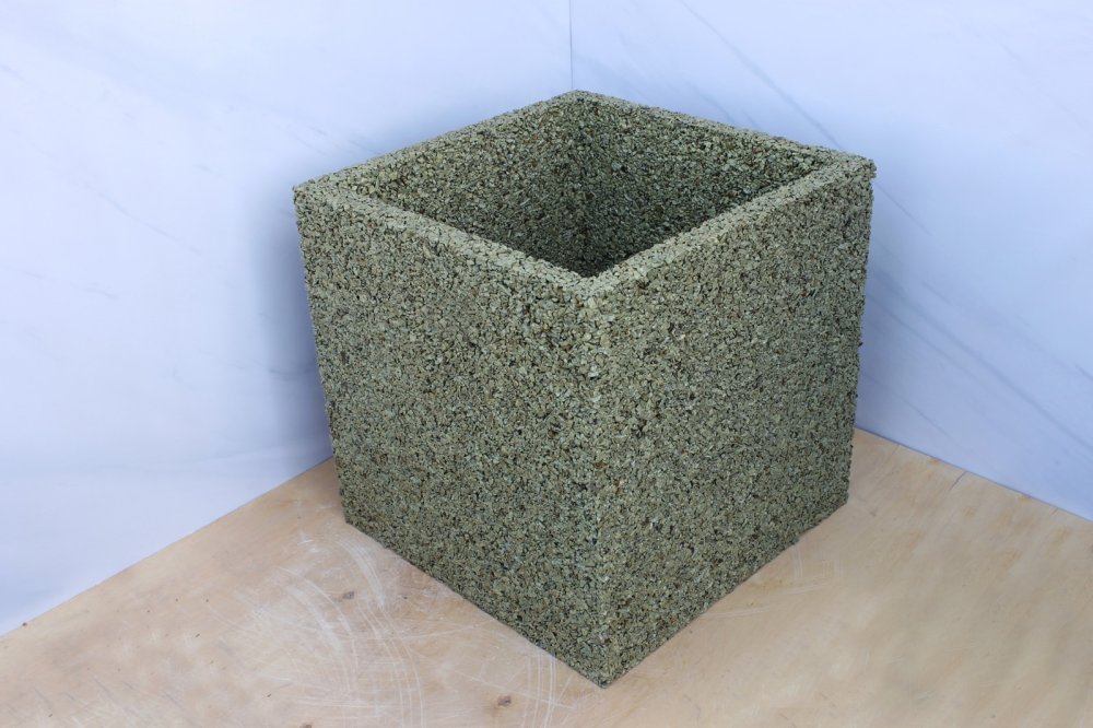 Ландшафтный вазон Куб  купить  c доставкой в Санкт-Петербурге 