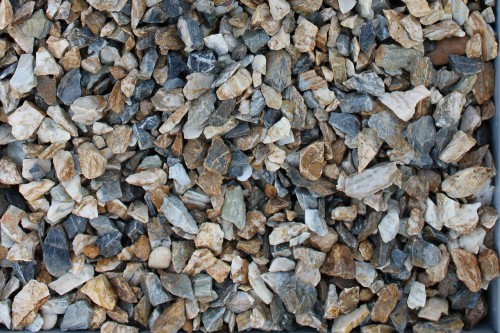  Мраморная крошка (щебень крошка медовый), фр. 10-20 мм.  купить  в Санкт-Петербурге песчаник бежевый, серый каменная ландшафтная крошка  9900 руб/т   фото 