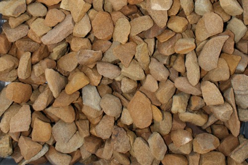  Щебень крошка желтый (песчаник) фр. 20-40 мм.  купить  в Санкт-Петербурге песчаник бежевый рыжий каменная крошка песчаника 7 200 руб/т   фото 