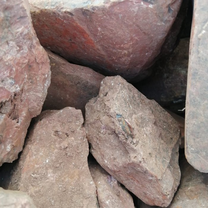 Яшма красная  (фр. 70-100 мм) фото заказать  Санкт-Петербурге
