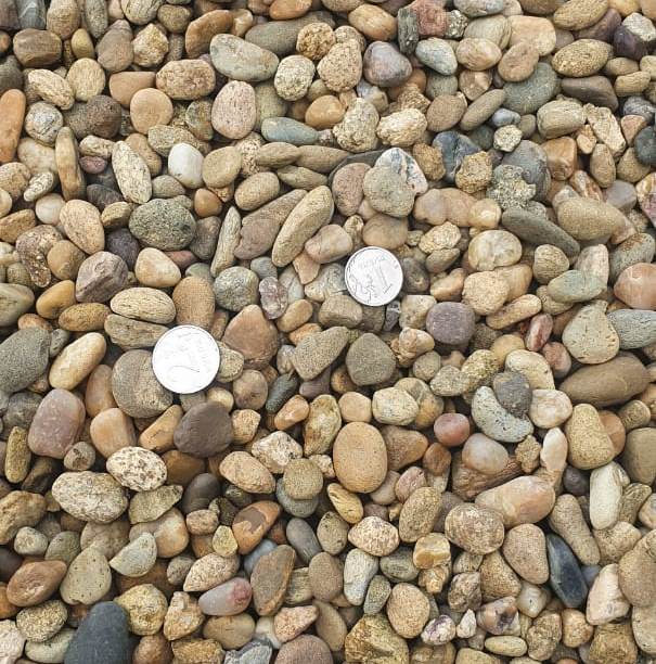  Галька окат (серо-желтая) фр.10-20 мм. купить   в Санкт-Петербурге галька серо-желтая, рыжая, серый речная окатанная округлая галька 4000 руб/т   фото 