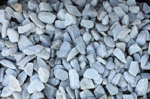  Мраморная крошка, щебень, цвет-белый,  фр. 20-40 мм.  купить  в Санкт-Петербурге мрамор белый молочный слоновая кость айвори  мраморная крошка ландшафтная 9500 руб/т   фото 